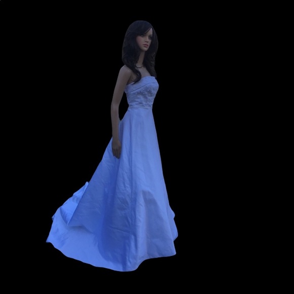 NWT David’s Bridal wedding dress size 4 white colo - Picture 2 of 11